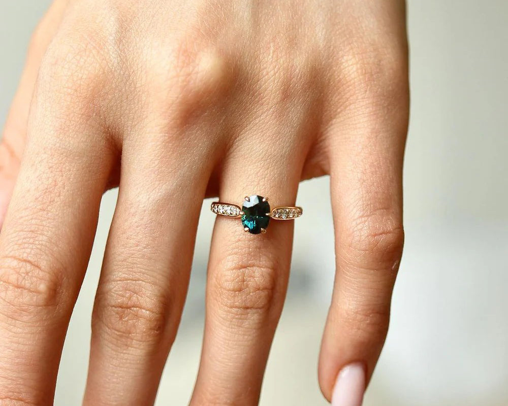 Reasons to Get a Sapphire Engagement Ring