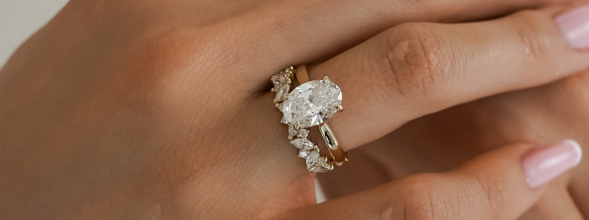 Oval Cut Engagement Rings