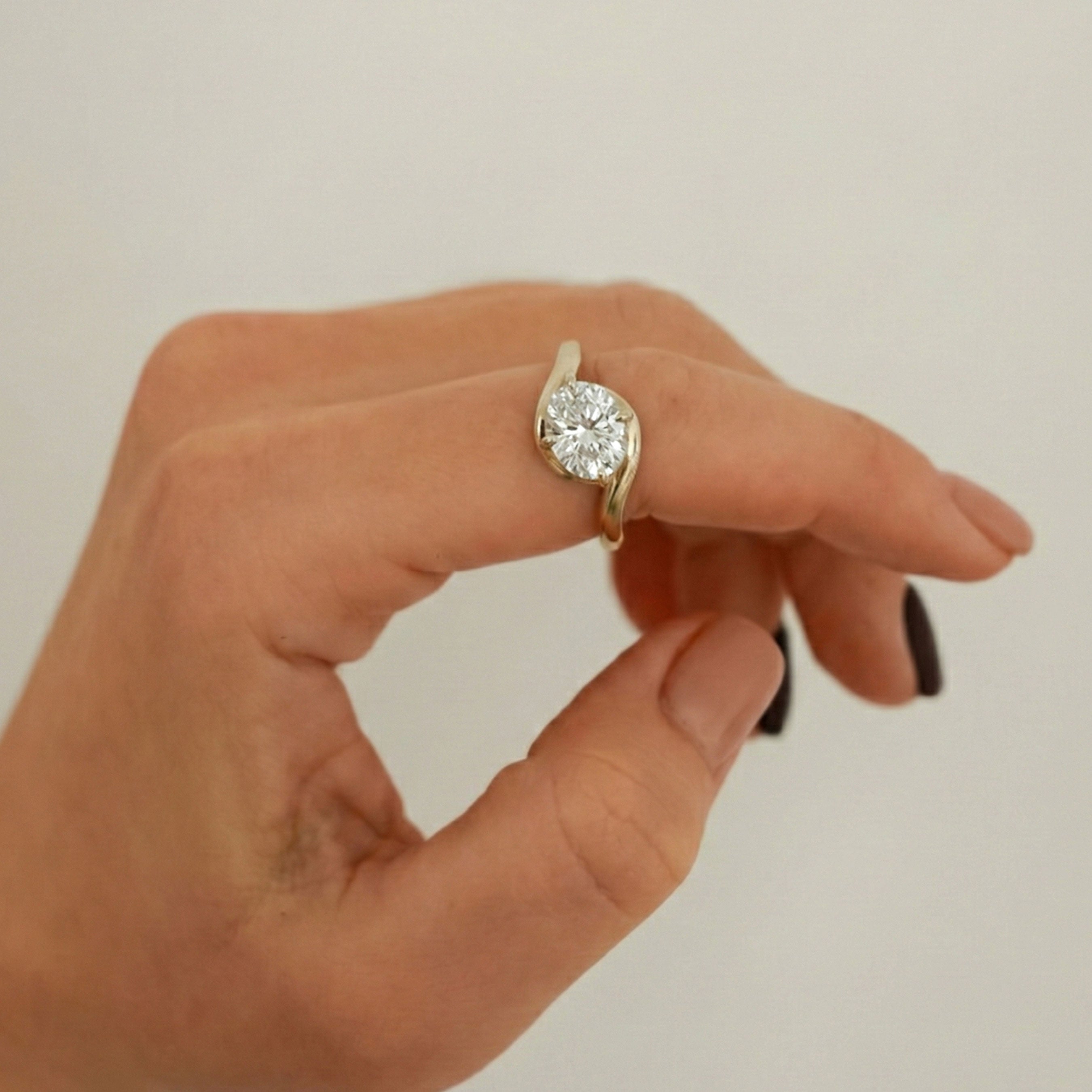 Hannah Oval Floating Bypass Solitaire Engagement Ring, Moissanite/Lab Diamond