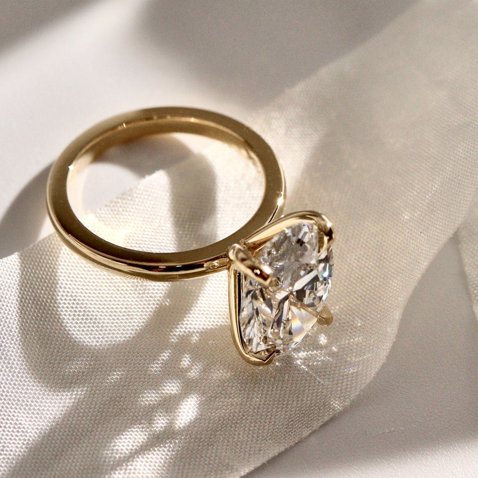 Calista Oval Cut Solitaire Engagement Ring, Moissanite/Lab Grown Diamond