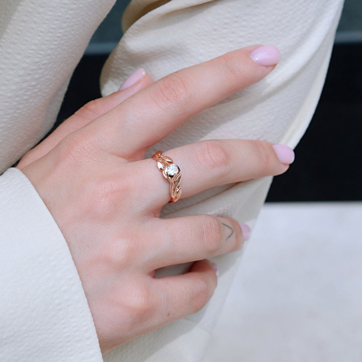 Secret Garden Solitaire Diamond Ring, Round Brilliant