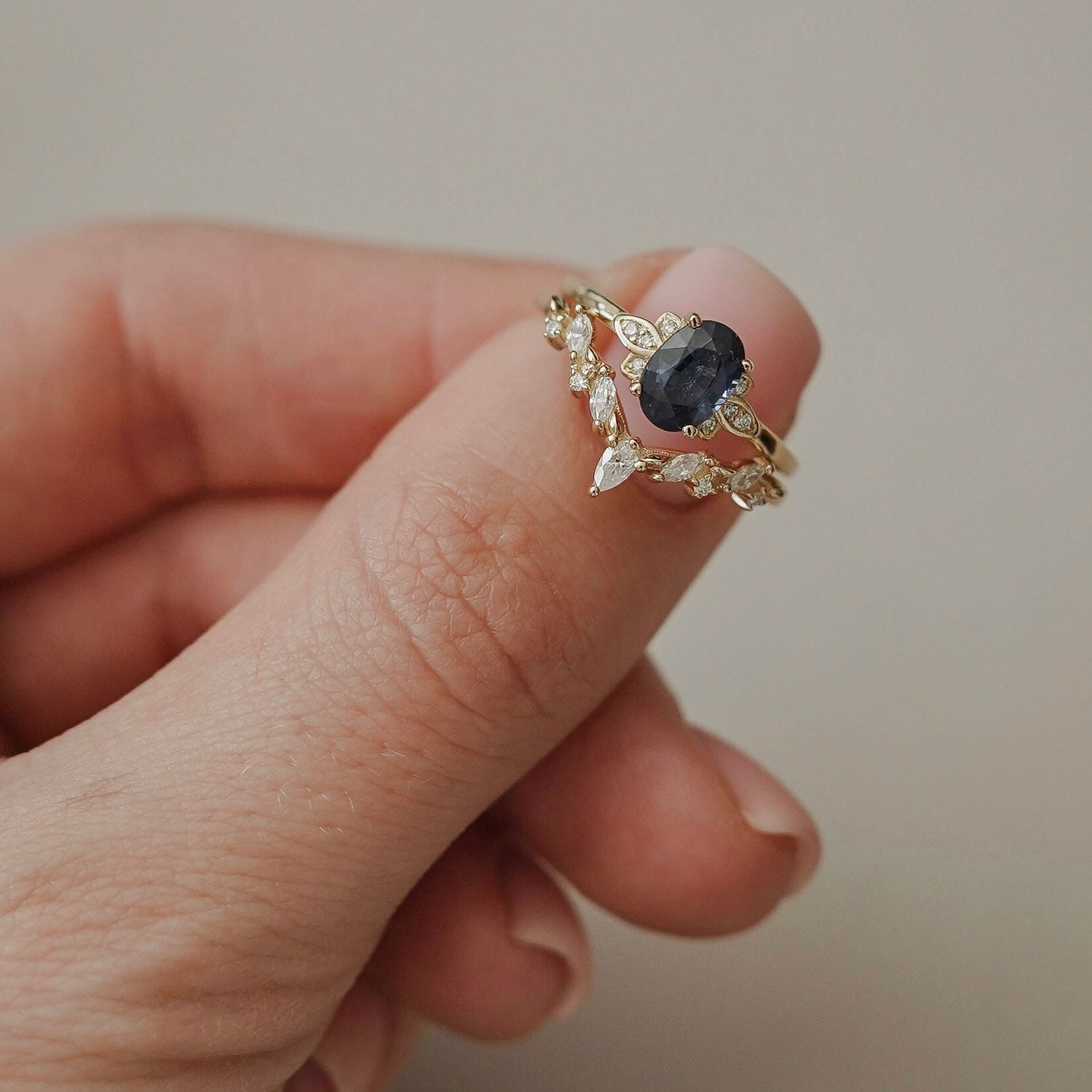 Curved Leaf Art Deco V Half Eternity Ring, Pear With Round