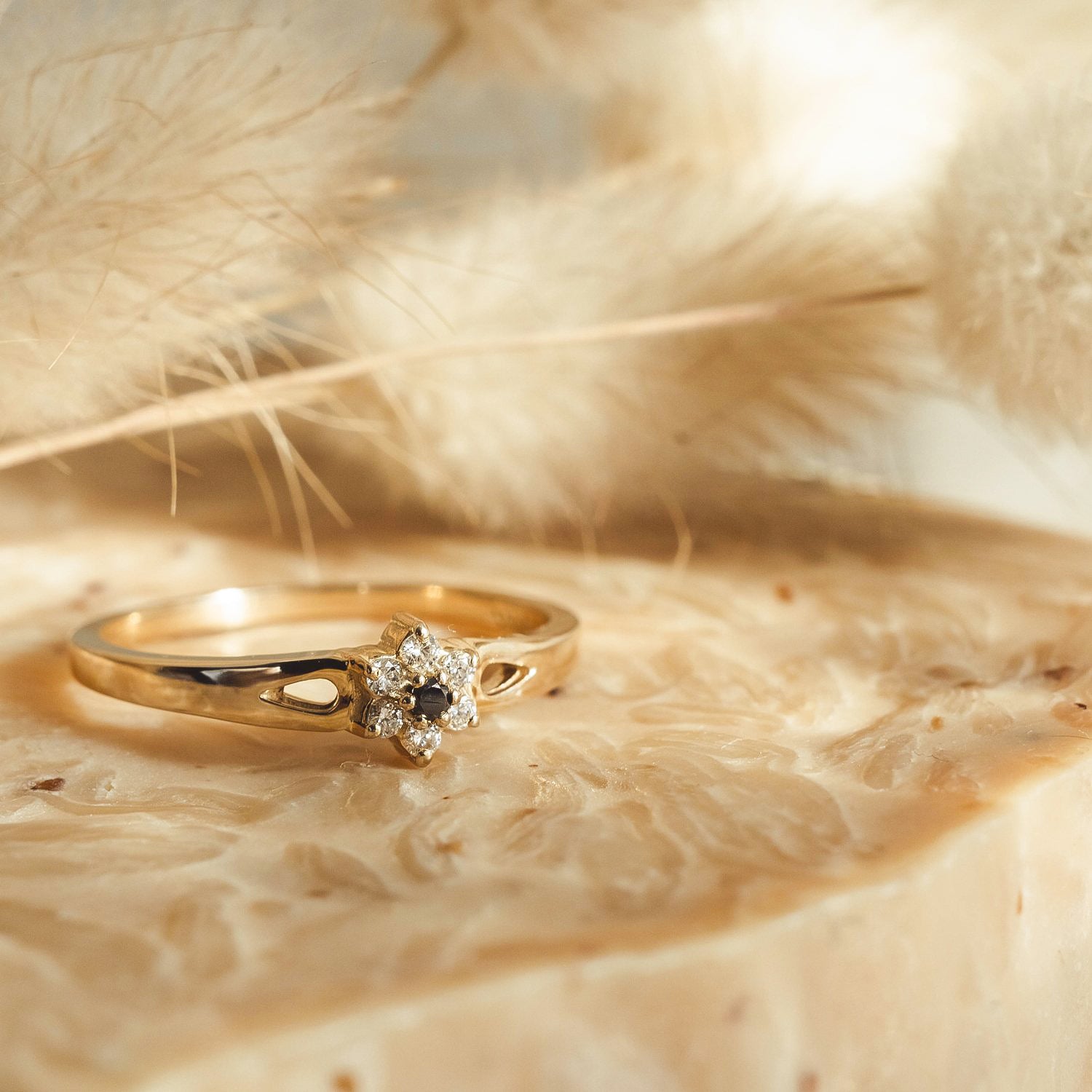 The Perfect Blossom Ring, Natural Diamonds