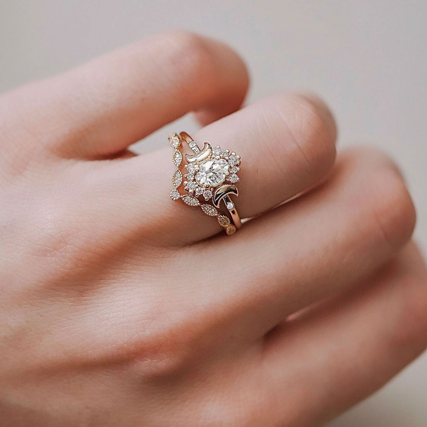 Endless Love Oval Cut Moon Halo Engagement Ring, Moissanite/Lab Grown Diamond