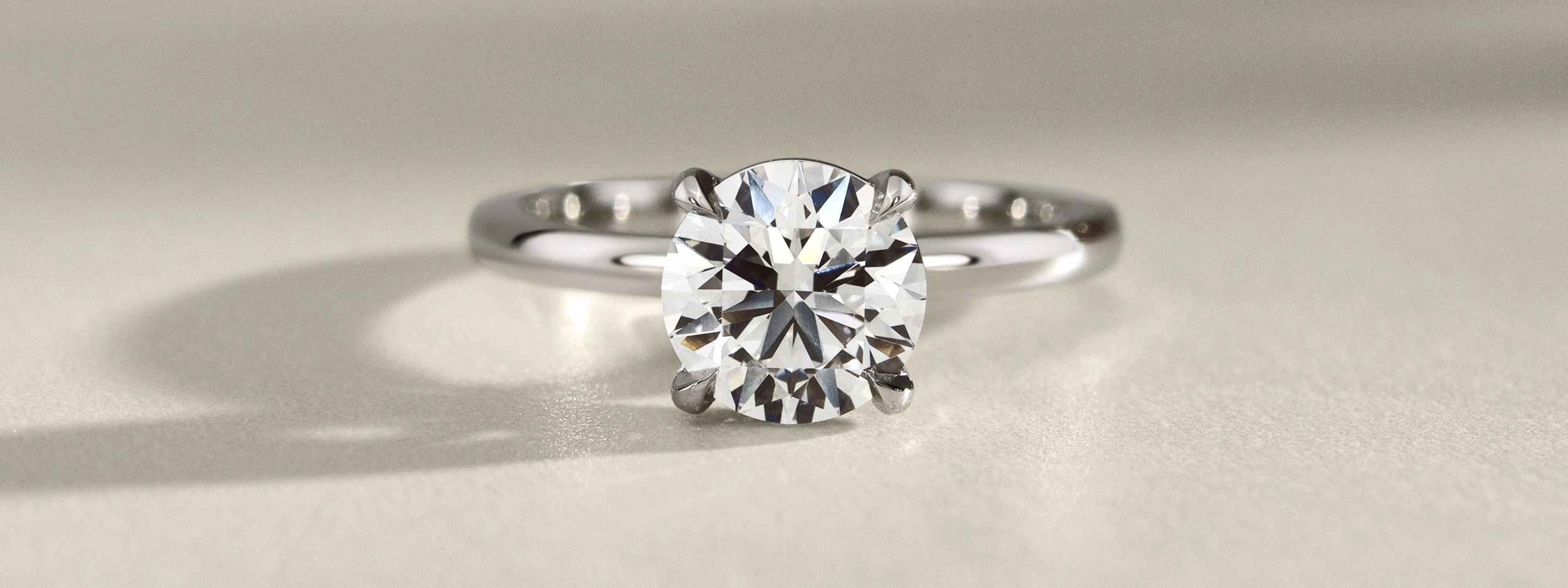 Round Engagement Rings