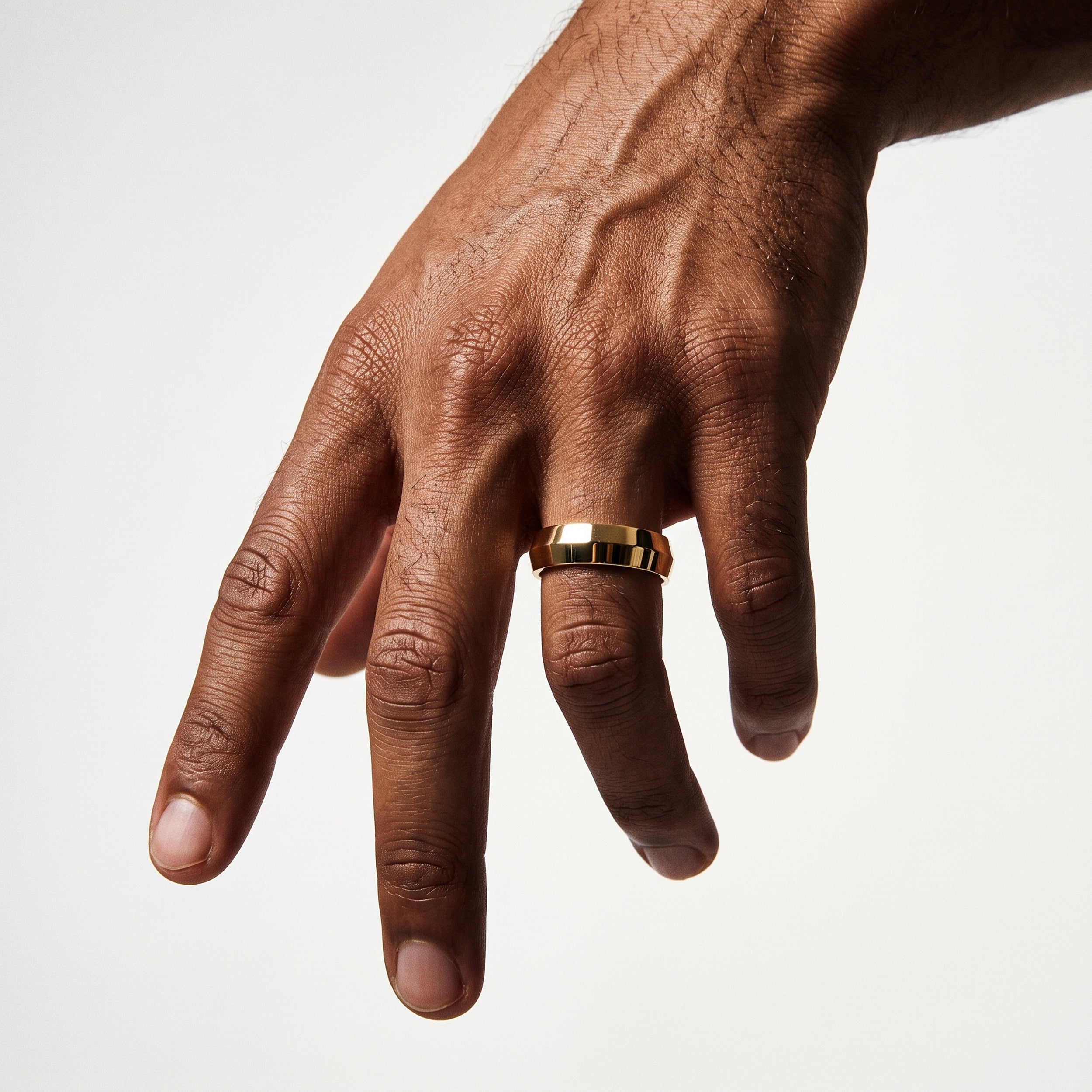 Knife-Edge-wedding Band-Plain-on-hand