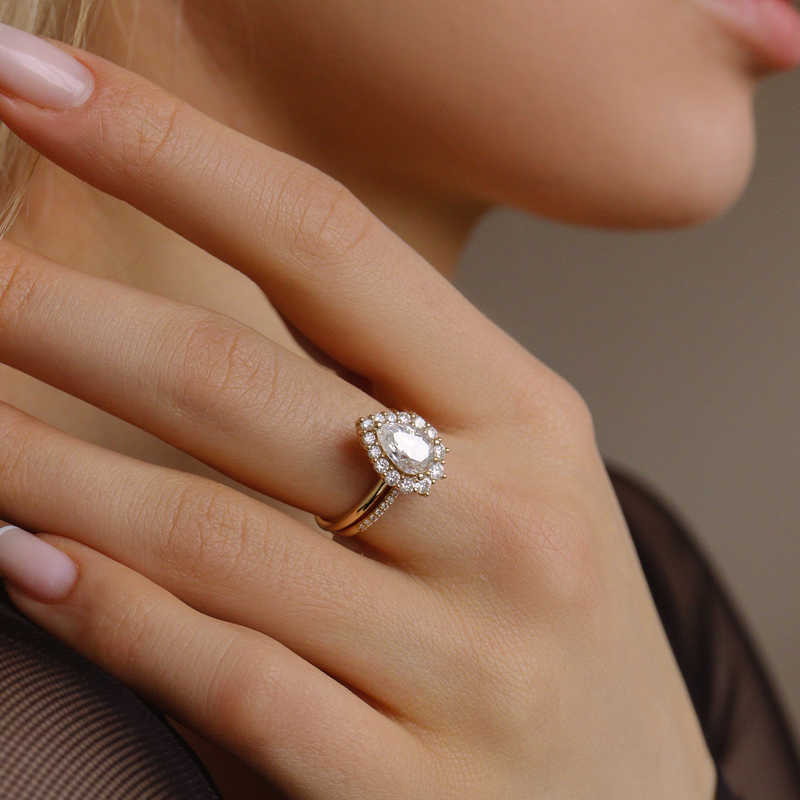 Floral halo 2025 oval engagement ring