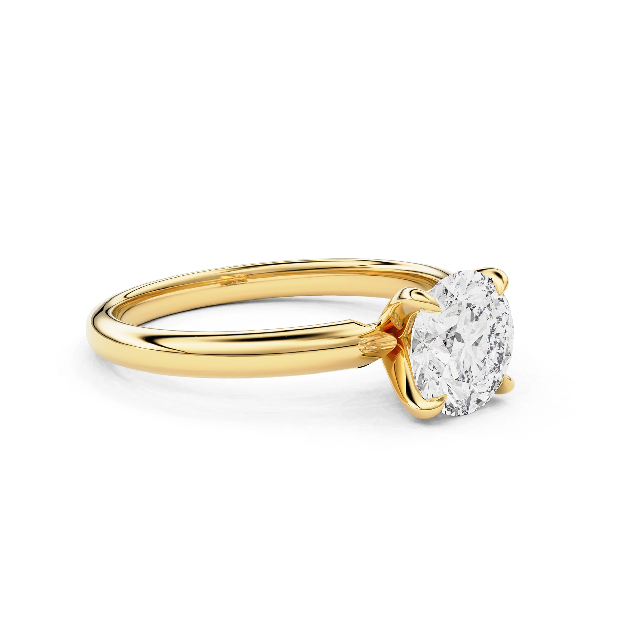 Solo Round Tapered Solitaire Engagement Ring