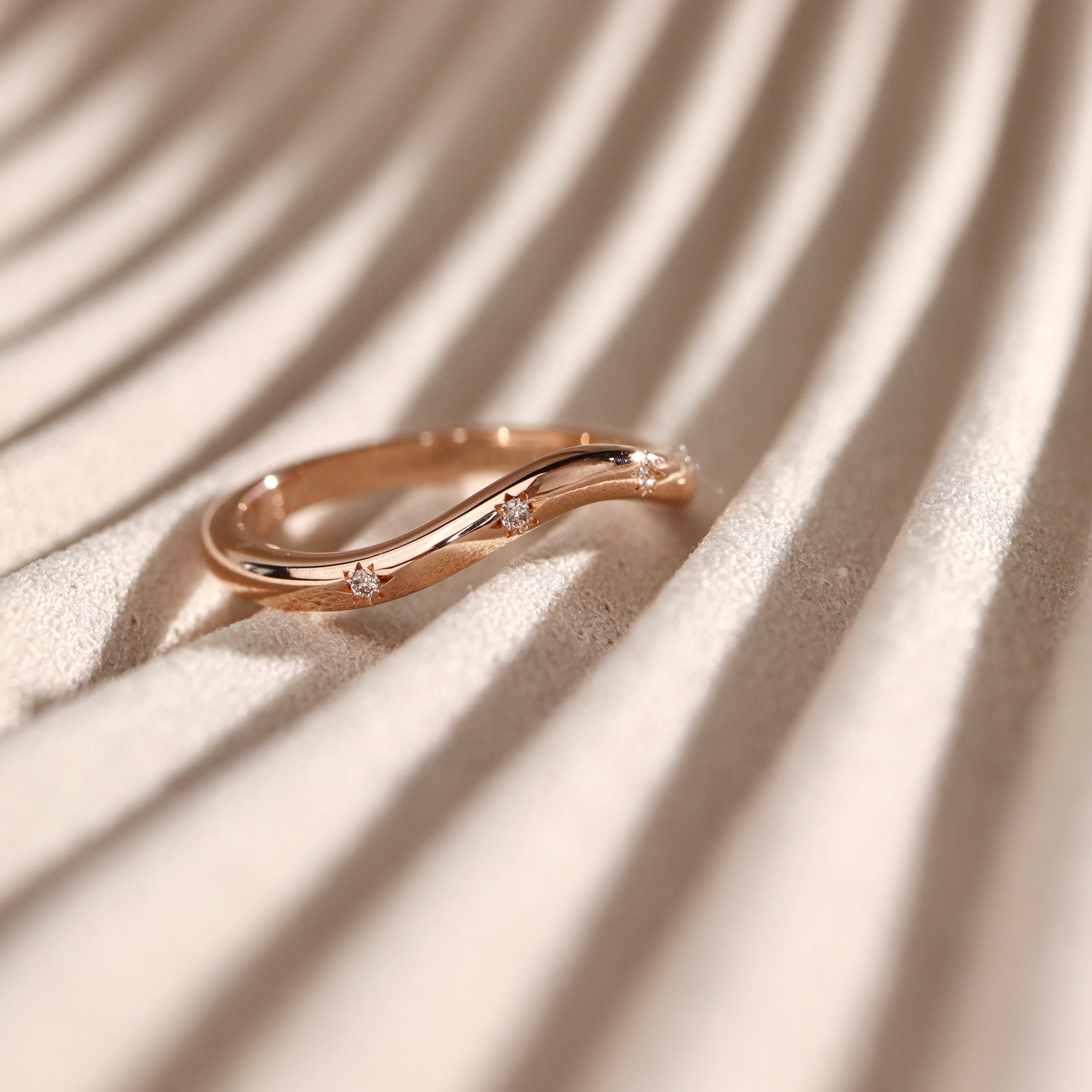 Customization - 14k Solid Gold Curve Stackable Ring w/ Star Engraving Setting