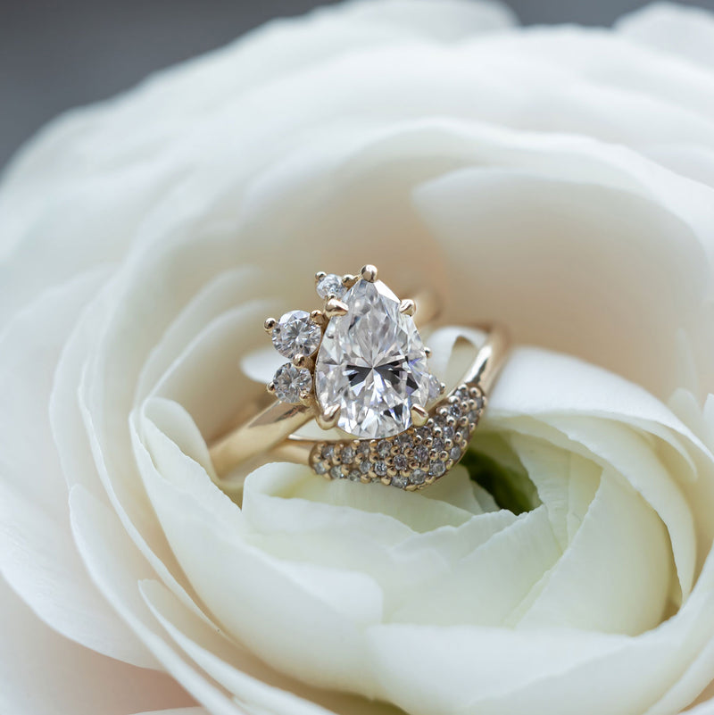 9ct Gold Ring 2ct Moissanite Solitaire Diamond Unique Engagement Ring, ring  - thirstymag.com